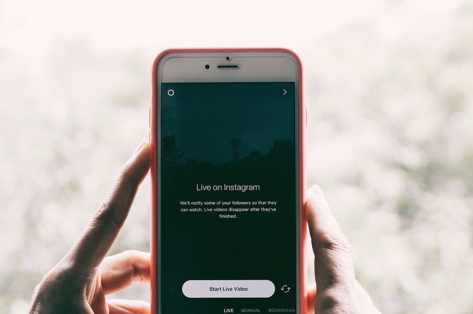 Instagram Story ads - Instagram live